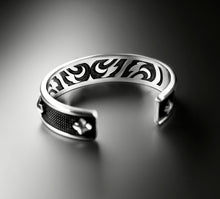 Load image into Gallery viewer, Phoenix Cuff / Sterling Silver
