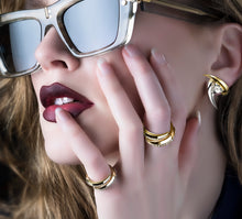 Load image into Gallery viewer, Luxxe Talon Ring / 14K Gold<br>w/Pavé-Set Diamonds