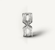 Load image into Gallery viewer, Crystal Link Band<br>Sterling Silver<br>White Pavé Diamonds