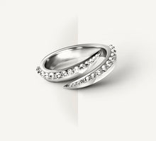 Load image into Gallery viewer, Luxxe Talon Ring / Sterling Silver<br>w/Pavé-Set Diamonds