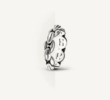 Load image into Gallery viewer, Omni Link Band Ring<br>in Sterling Silver