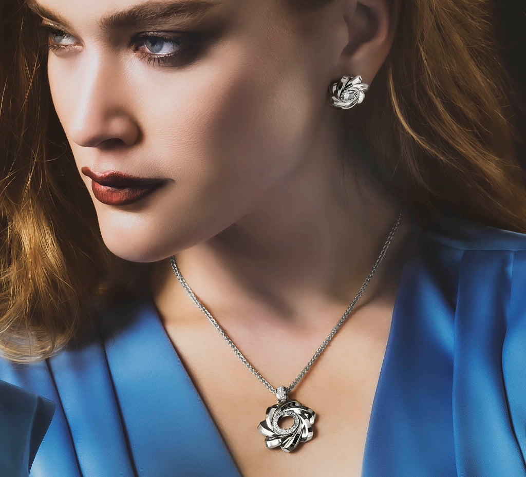 35mm Star Talon Pendant<br>in Sterling Silver<br>w/Pavé Diamond Halo