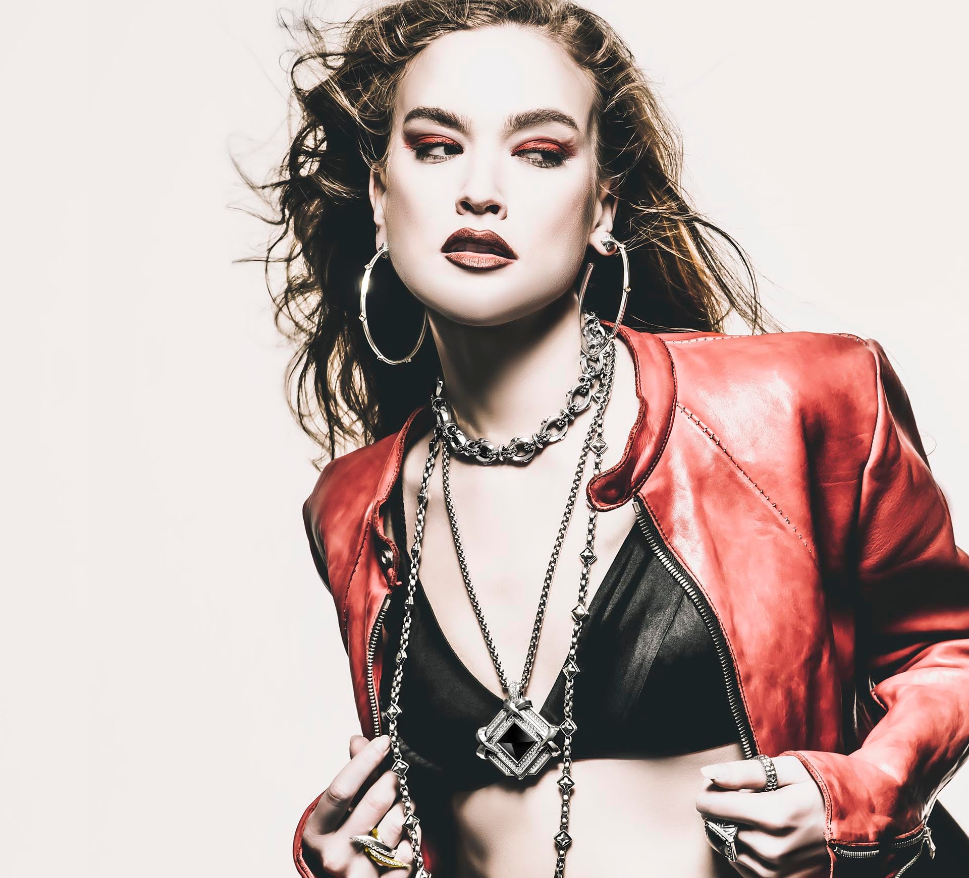 Box-Crown Omni Chain Necklace