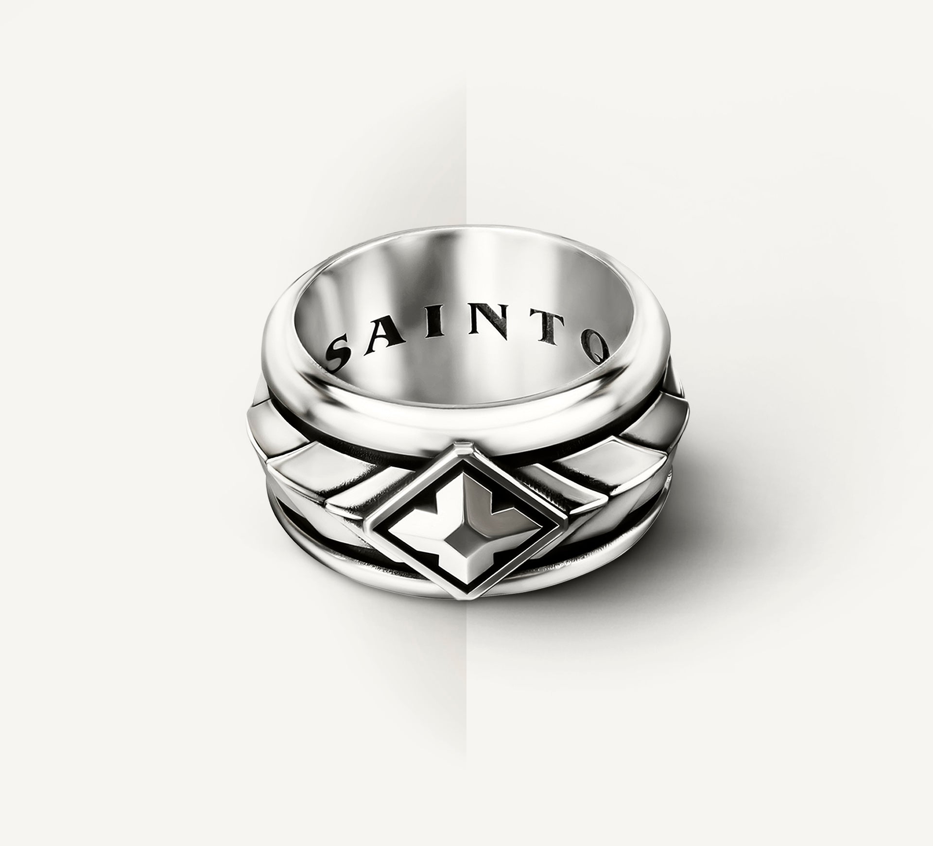 Dragon Scale Band<br>in Sterling Silver