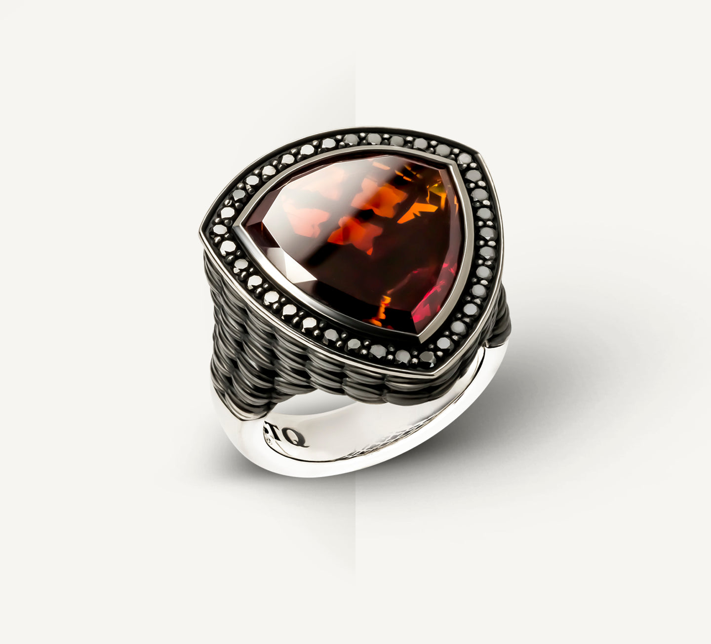 Shield Ring in Sterling Silver<br>Garnet Stone / Black Rhodium