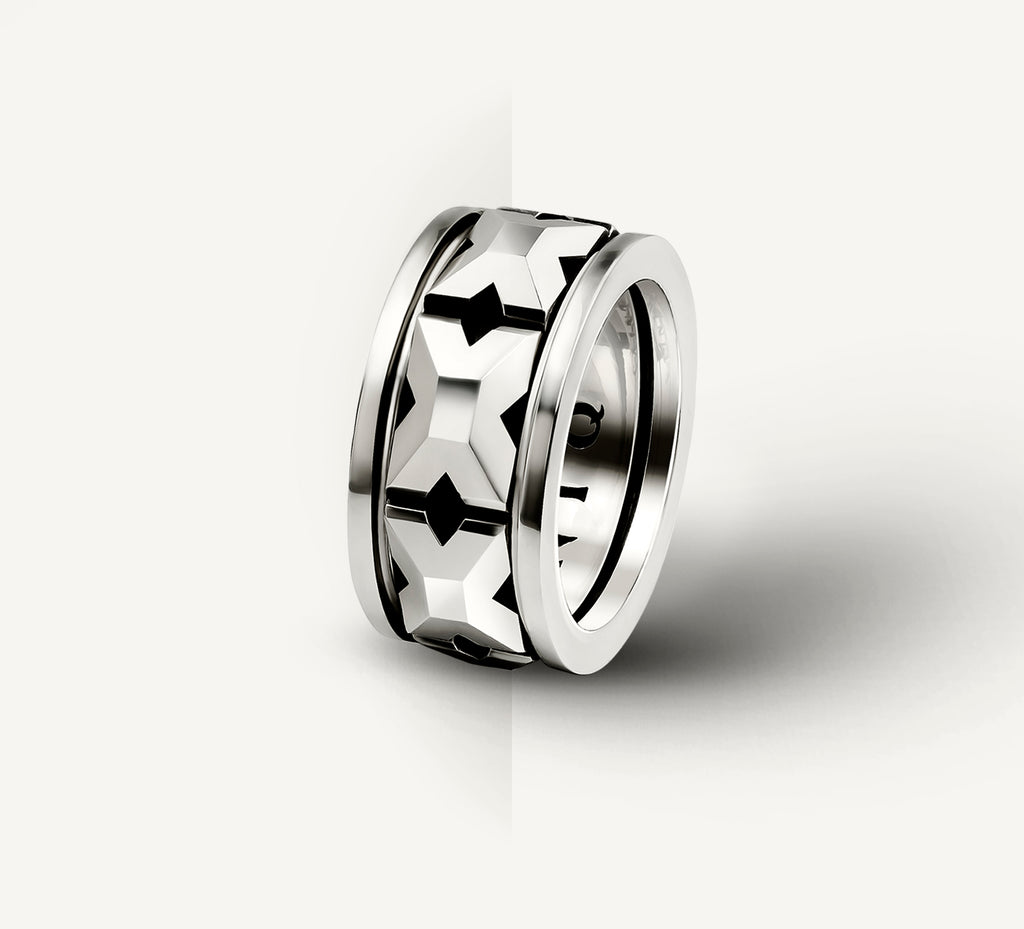 STQ Crown Spinning Band<br>in Sterling Silver