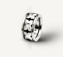 Load image into Gallery viewer, STQ Crown Spinning Band&lt;br&gt;in Sterling Silver
