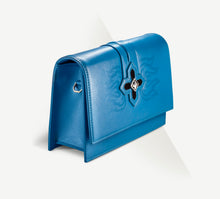 Load image into Gallery viewer, Fire &amp; Ice / Scuba Blue Purse
