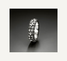 Load image into Gallery viewer, Pattern Stacker Band Ring
